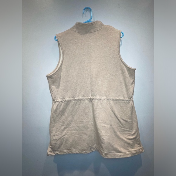 Amazing Chadwicks Women's XL Full Zip Fleece Vest •Cream • Excellent Condition - Picture 2 of 9